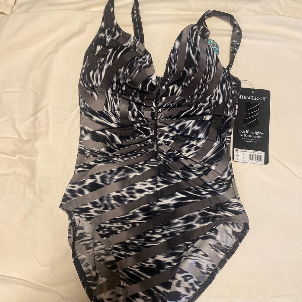 Miraclesuit Women's Black and Gray Swimsuit Fits like size 8
